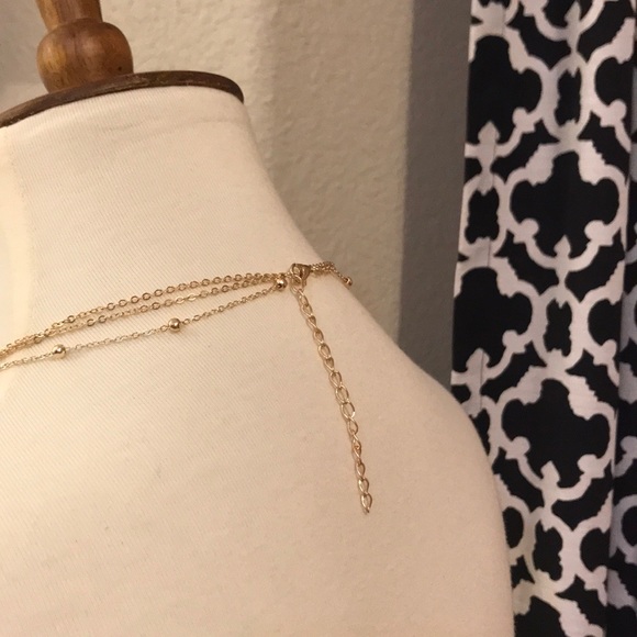 Purple stone 3 strand gold tone necklace - Picture 3 of 3